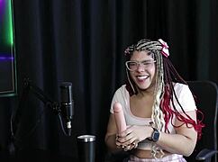 i feel aroused by interested people and demonstrate blowjob - sofie lollipop