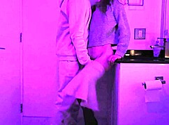 teen gets fucked in the club toilet