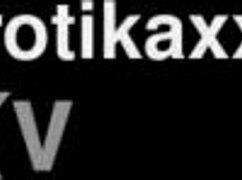 Yasmin Muller Behind-The-Scenes Photoshoot With Erotic Feet