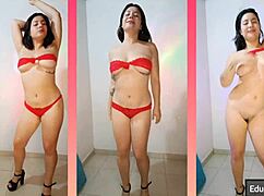 lauxnow teases with tits 😘