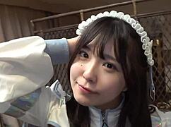 Эй, хочешь кибер-горничную идолку с кремпаем?