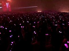 Concierto de Born Pink Blink captivates with subtle Asian charm in performance