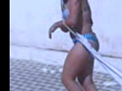 eu filmando minha amiga linda e gostosa, clothes ripped in lesbian striptease