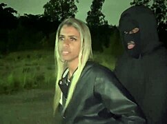 Esposa Com Outro Na Frente Do Corno Dando Gostoso Em Via Publica