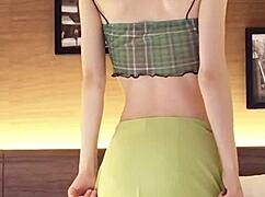 japanese girl in navel-baring outfit 😍