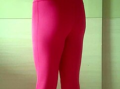 Misr4 In Tight Pink Leggings During Workout