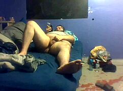 zdshit jerks off alone suggestively