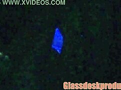 Aku Temu Bual Model Seksi Basah Menitis di Belakang Pentas Atas Sofa untuk Oral Cum di Bilik Belakang