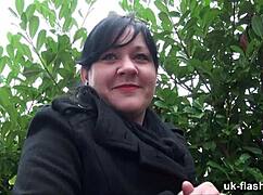 Chubby british amateur, are you rubbing in all the wrong places?