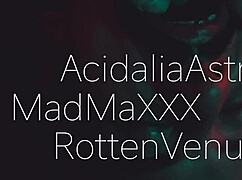 Crazy threesome with feet addict Acidalia, Mad Maxxx & Rotten Venus?