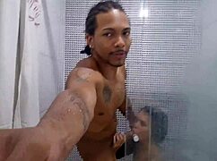 Potegnil sem to gringo iz kluba da ji nabijem v tesno pičko, v stilu Joaa o safada... ups!