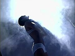 Gal Gadot is a goddess in bikini