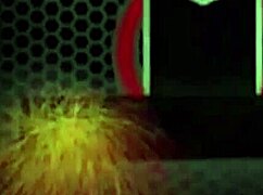 麦克斯汀插巨型假屌潮吹高潮