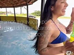 Ganhei gozada na boca do tatuado gostoso que conheci na praia