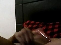 masturbating with squirting homemade amateurs fingering session