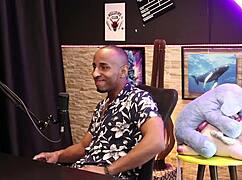 She Gives Blowjob to Negro's Cock After He Says No Anal and No Money