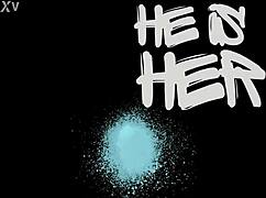 אדונית שולטת בעבד עם שתן בפה. הוא מלקק כוס, תחת ורגליים