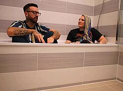 Livie from the bath chats with frankie jax in a nerdy interview 😊