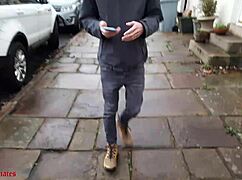 中に出して、妊娠したい…彼女がコンドームを破いて、抜かずに！