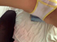 hé, mijn stiefdochter melkt al mijn opgebouwde lading met die strakke greep