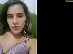 Тази малка 18+ курва жадува истинска кура за задника си