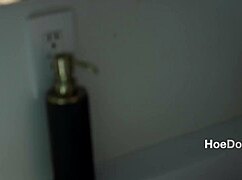 He called his girlfriend for early morning rough hardcore sex