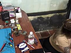 No Money For The Technician? Ended Up Sucking His Dick