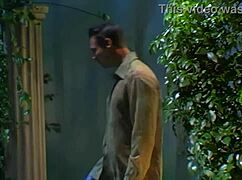 FYR INVITERER JENTE TIL PARK OG KNEPPER HARDT ASIAN MILF MED STOR KUK RIDING