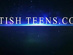 Güzel İngiliz 18 Yaşında Candice Tatlı Aksanıyla Mastürbasyon Talimatı Veriyor