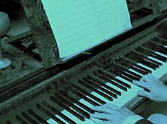 Discovering my hidden vintage life.