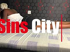 Горячая нигерийская девчонка скачет и сосет огромный черный член, обожая каждый жесткий момент