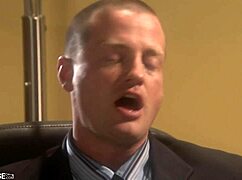 boss dee is sucking and fucking her employee in the office 😏