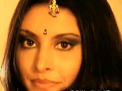 i admire bollywood indian milf dancing nude