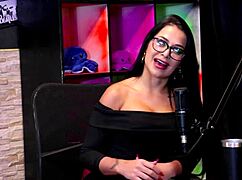 Did nobody look at her face in the gym the sister hated the fetishes