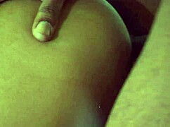 Marie Luv complace a Sean Michaels con coño rapado y polla gorda