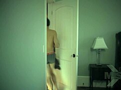 دعوهم يتحدثون في معاينة مع مواضيع تابو