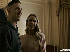 petite iris wicked with emma hix