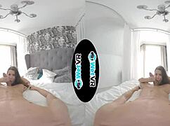 Dröm hookup på WetVR hostel med sugkuk och hårdknull 😍