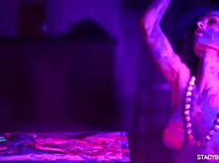 Horny babe caressing herself with dildo 😏