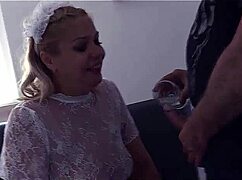 Vicky the secretary meets a client and they fuck without condom, creampie?