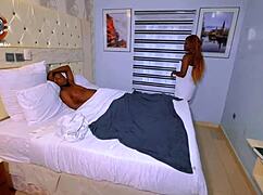 THE STRANDED GIRL FROM ABUJA GOT MY DICK STUFFED IN HER SQUIRTING PUSSY.