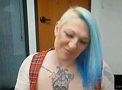 i'm getting banged in the boardroom on the desk, fuck me hard.