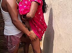 Listen, this beautiful bhabhi in saree gets roughly fucked by devar ji!