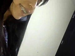 Le doy con todo hilo sin quitarle la faldita