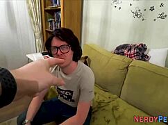 Newbie gets eaten out by leeds nerd