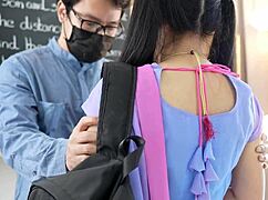 Indijska lepa študentka dobi hardcore nabijanje od učitelja v drami