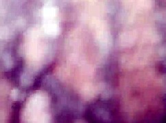 encuentro a mi madrastra acostada en mi cuarto 1