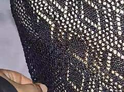 encuentro a mi madrastra acostada en mi cuarto 1