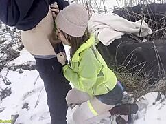 Girlfriend deepthroats monster cock outdoors