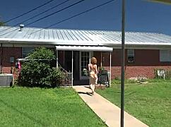 Delicious White Girl Shows Off Legs